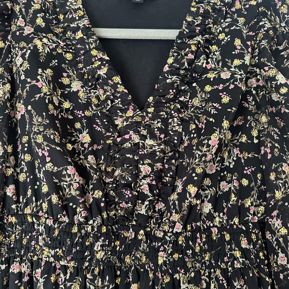 Black Floral Chiffon Ruffle Accent Maternity Midi Dress - Picture 5 of 6